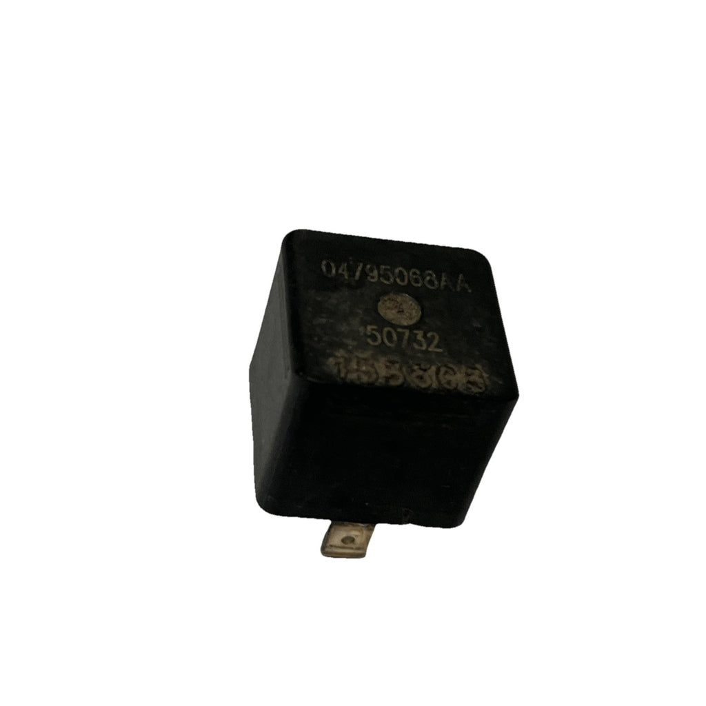 2005-2010 Jeep Grand Cherokee Relay One Fuse Box 04795068AA 50732 used oem