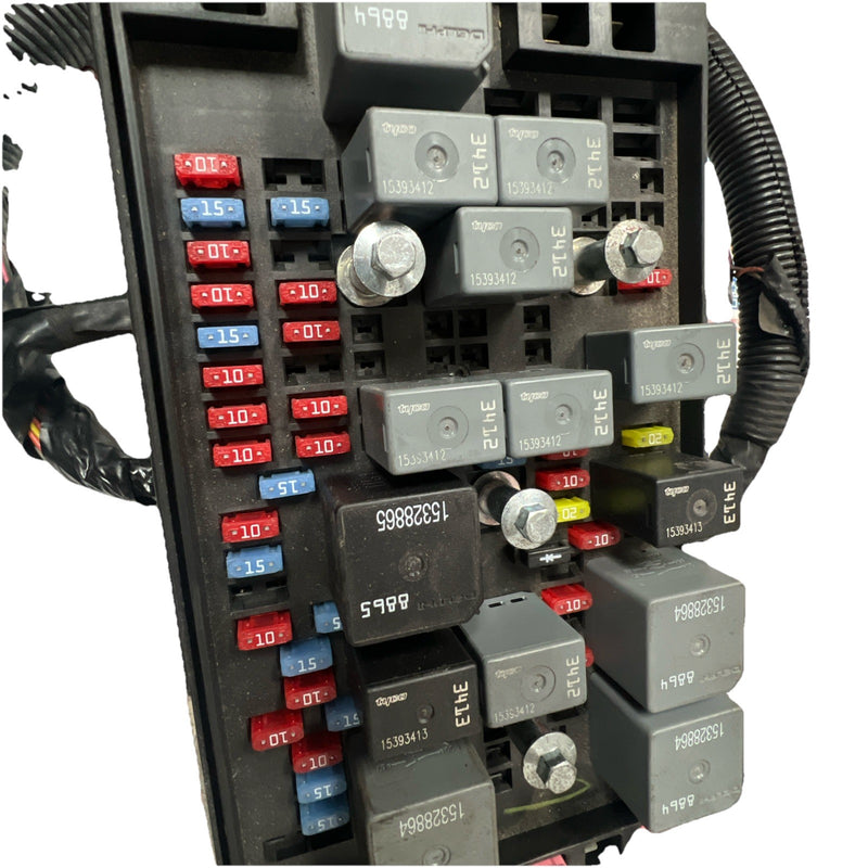 2004 2005 2006 Chevrolet Colorado ENGINE MOTOR UNDER HOOD FUSE Box RELAY BOX OEM