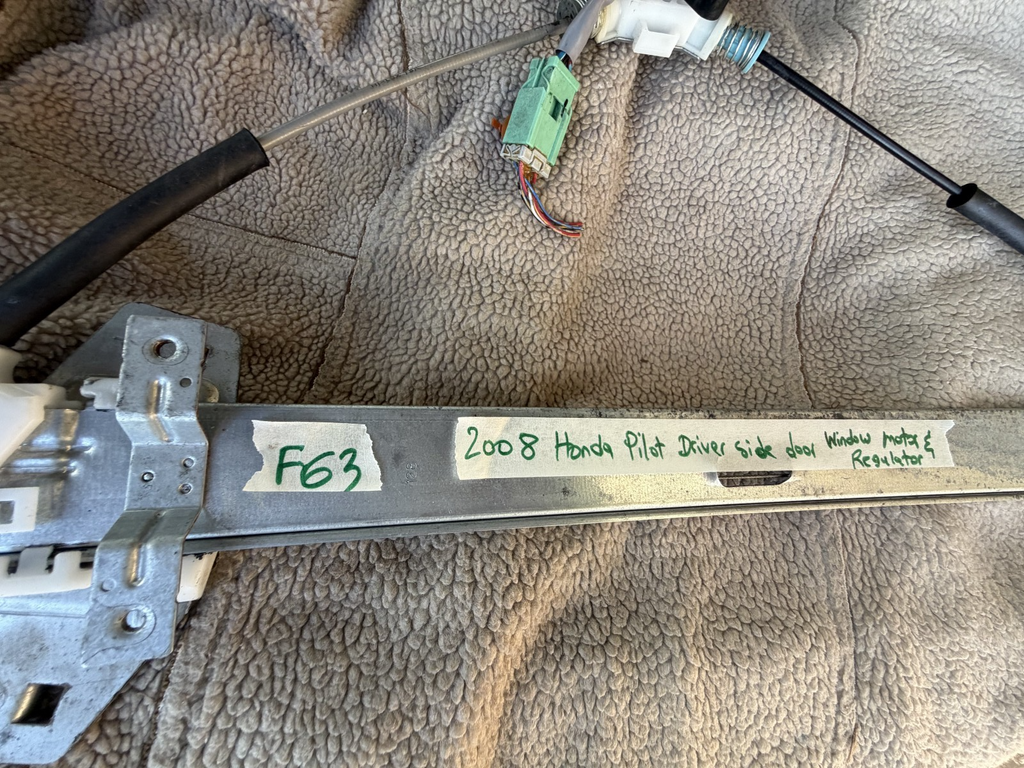 08 2008 Honda Pilot Left LH Driver Door Window Regulator with Motor Assy