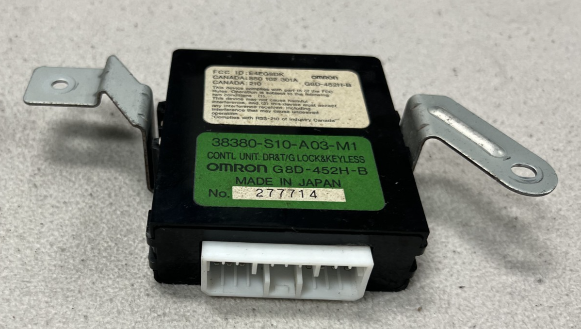 1997-2001 Honda CRV Door Control Keyless Entry Module 38380 S10 A03 M1