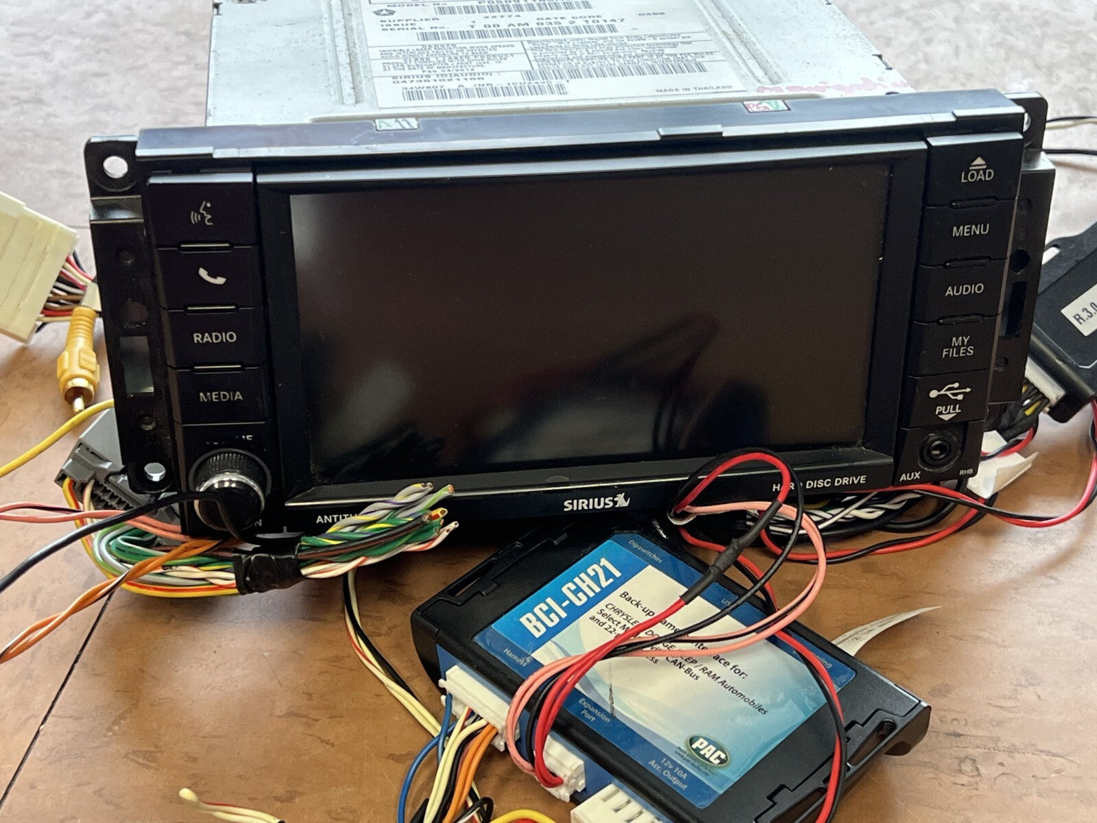 2009-2012 Dodge Ram 1500 Navigation Radio Receiver Display Screen 05091186AC