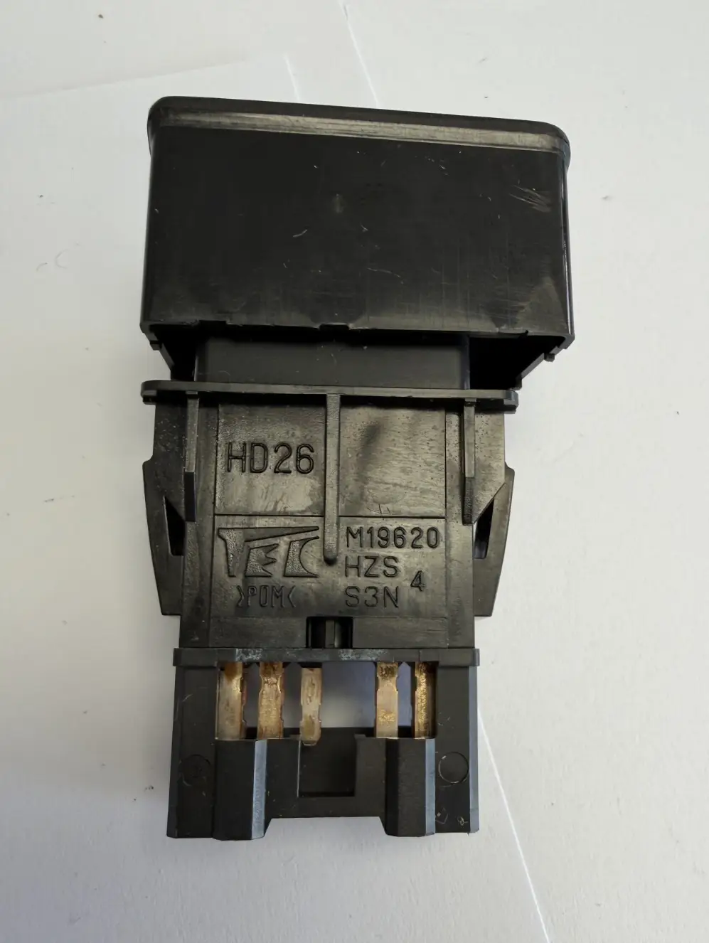 Emergency Hazard Light Control Switch Button M19620 for 03 04 05 06 Honda Accord by TEC