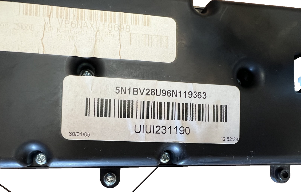 2004 2005 2006 Nissan Quest Audio Equipment Radio Control Panel VP6NAX  18698