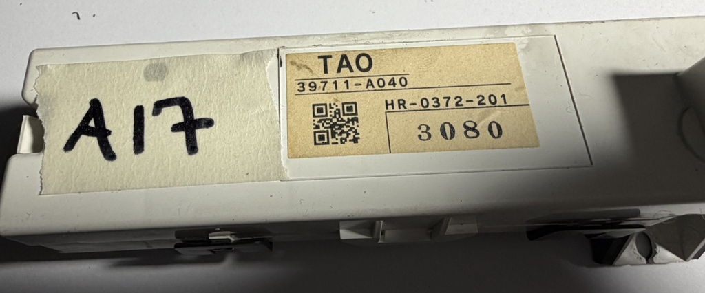 2010-2012 Honda Accord Lower Clock Radio Information Display Screen 39711 A040