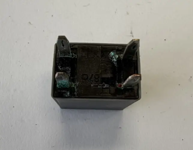 12 2012 Chevrolet Chevy Aveo High Power HI PWR 4 Pin Multi-Use Relay 13500114 by General Motors