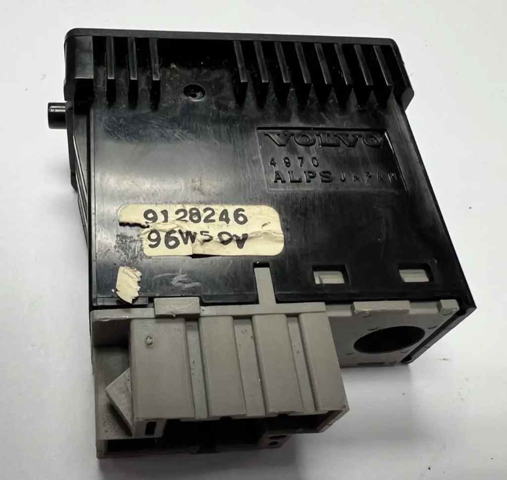 Dimmer Switch Rheostat 9128246 fits 1997-1998 97 98 Volvo V90 by Volvo