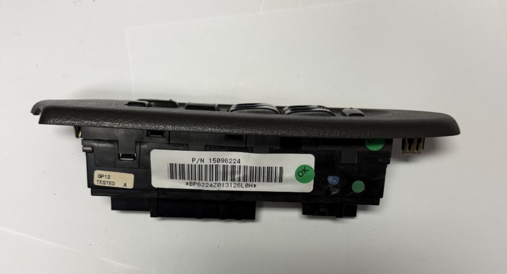 02-05 Chevy Trailblazer Master Driver Window Switch with Heated Seat 15096224