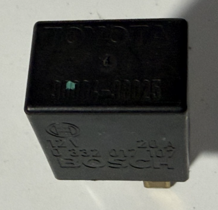 00 2000 Toyota Camry 4 Pin Fuse Relay 12V 20A 90084 98025, 0 332 017 107