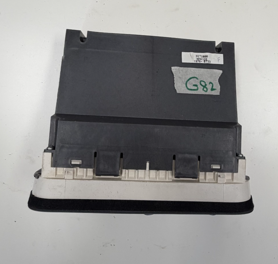 1999-2000 Volvo S70 AC Heater Temperature Climate Control 9171800, 99W12E