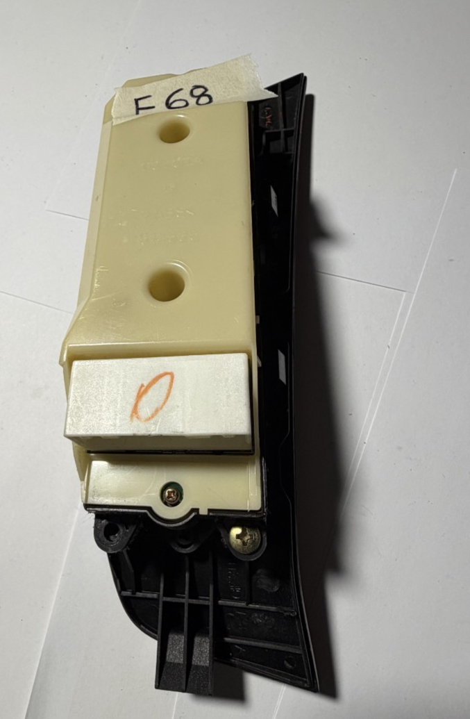 1999-2003 Lexus RX300 Front Door Master Window Switch Left Driver Side 514335