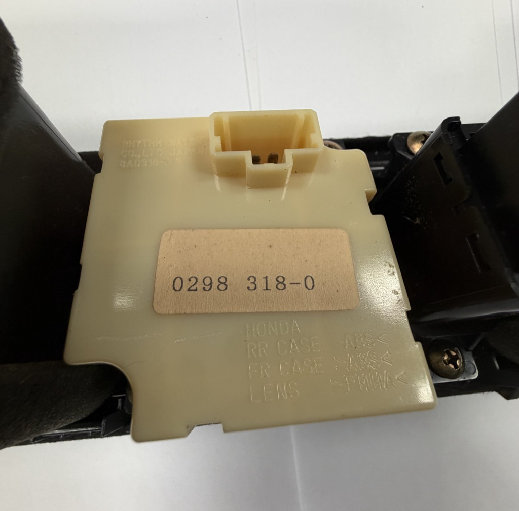 1997-2001 Honda CRV Center Dash Vent Trim Bezel with Hazard Switch 0298 318-0
