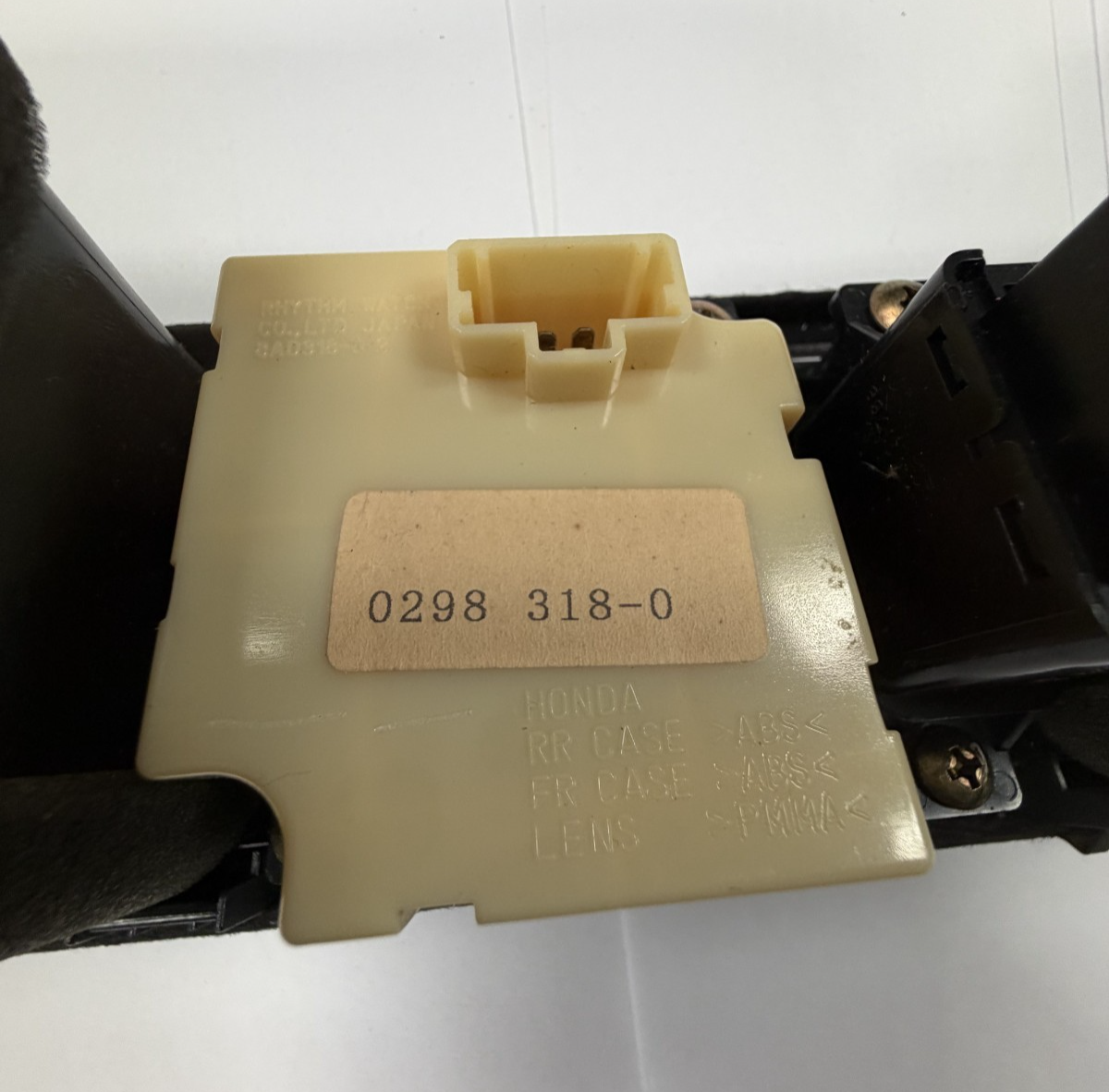 1997-2001 Honda CRV Center Dash Vent Trim Bezel with Hazard Switch 0298 318-0