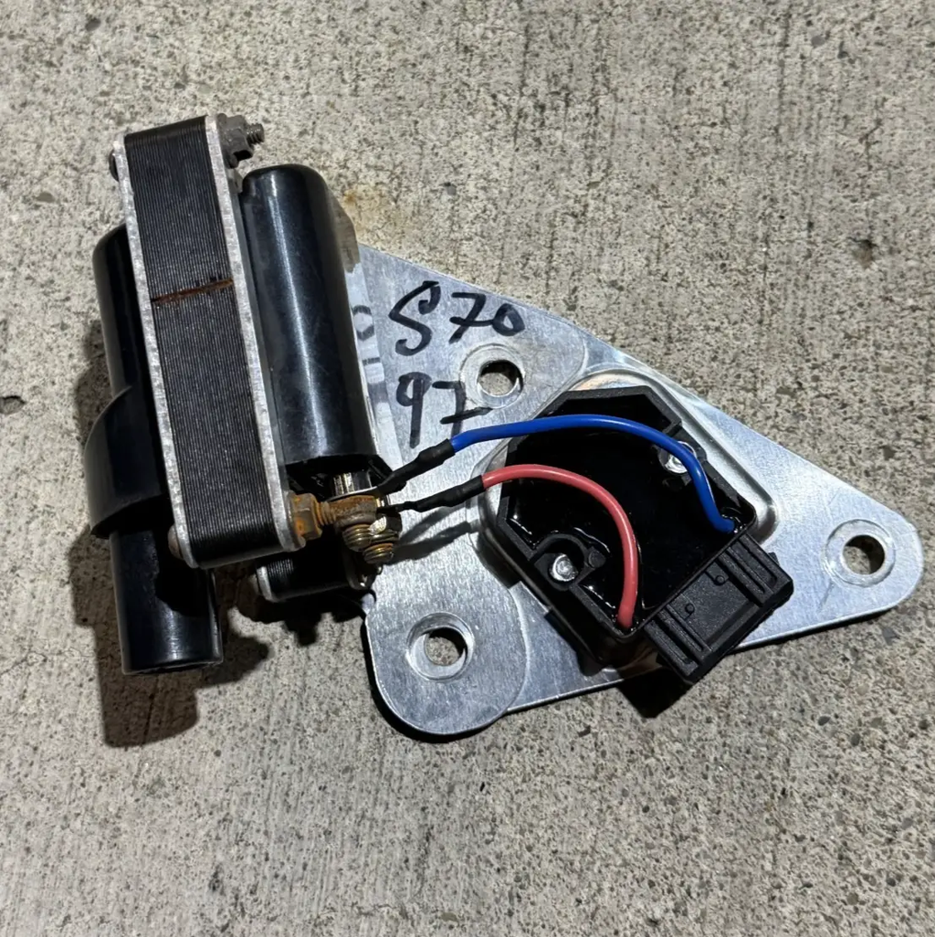 1993-1997 850 & 1997 1998 S70 Ignition Coil with Igniter Module by Unbranded