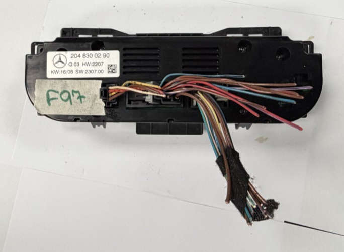 2008-2011 Mercedes W204 C300 C63 AC Climate Temperature Control 204 830 02 90
