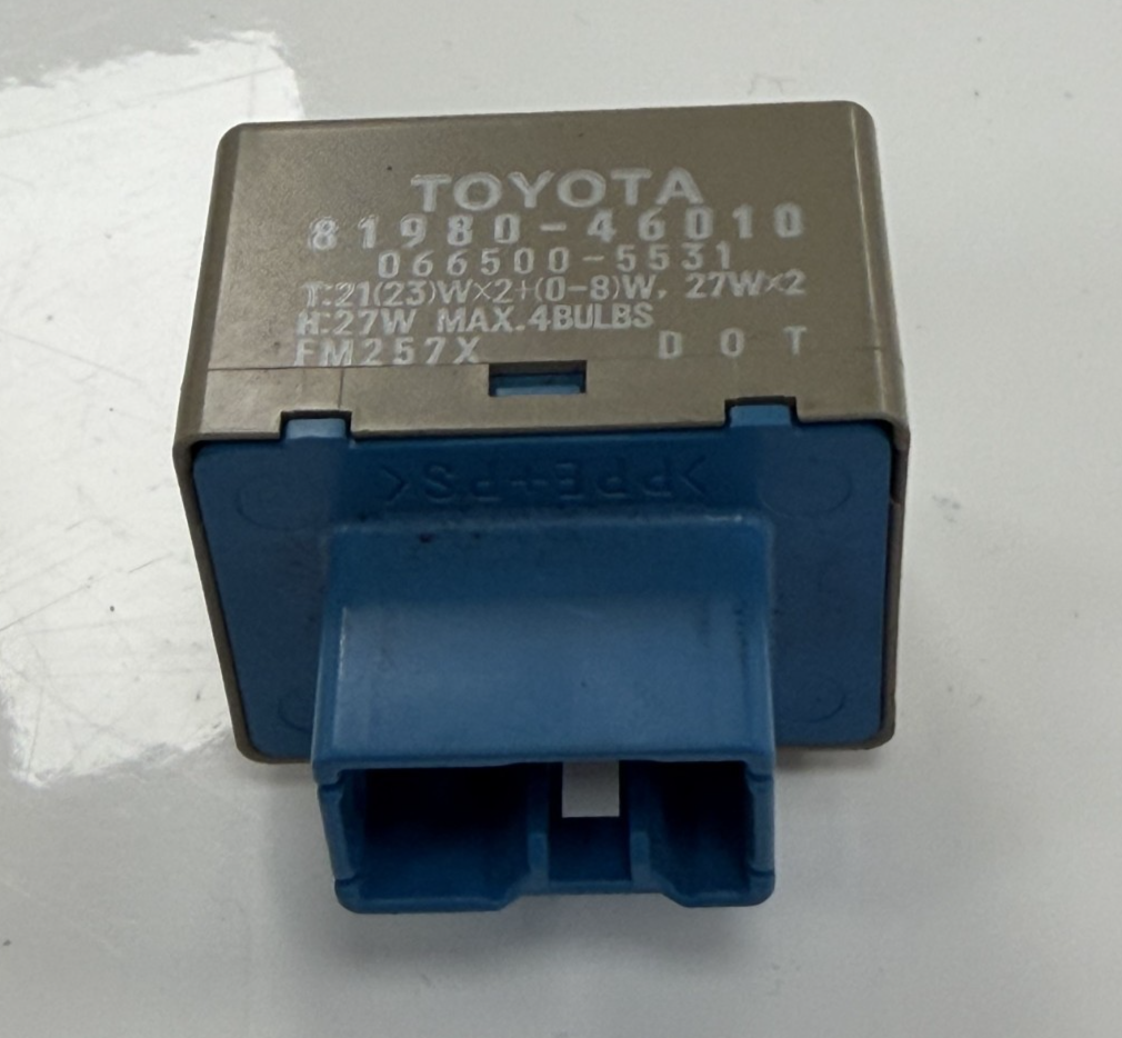 2006-2016 Toyota Yaris Turn Signal Flasher Relay 81980 46010, 066500-5531