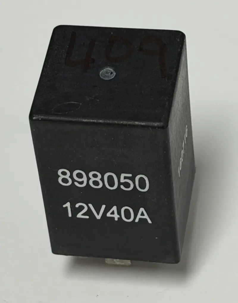 Volkswagen Jetta Golf GTI MK4 Beetle #409 Fuel Pump Relay 12V 40A 898050 by Unbranded