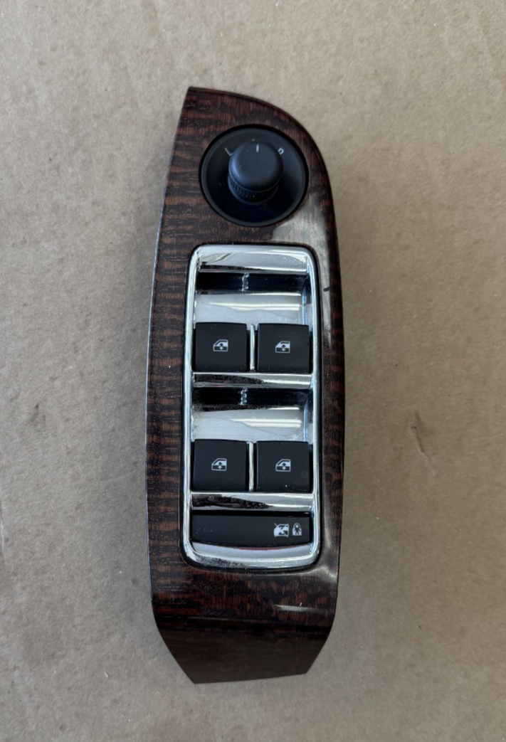 2013-2014 Chevrolet Malibu Driver Left Master Power Window Switch V004284551