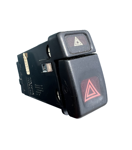 1993-1997 Volvo 850 Emergency Flasher Switch Hazard Button OEM 9125204 95W49B