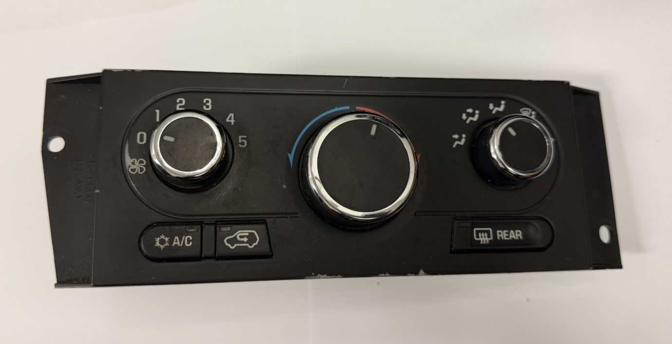 AC Heater Climate Control Temperature 15817911 fits 2002-2007 Buick Rendezvous