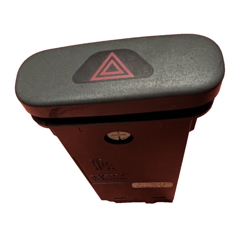 1998 1999 2000 Volvo V70 S70 C70 Hazard Light Flasher Switch OEM 9459071