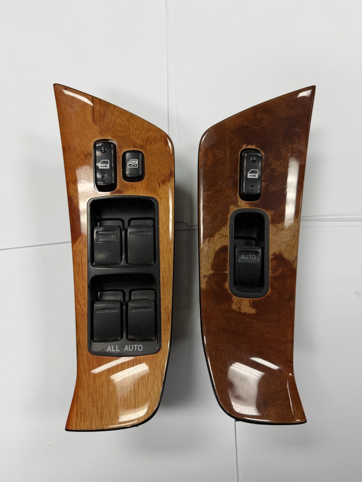 1999-2003 Lexus RX300 Right Left Window Switch 514336, 514335 Woodgrain