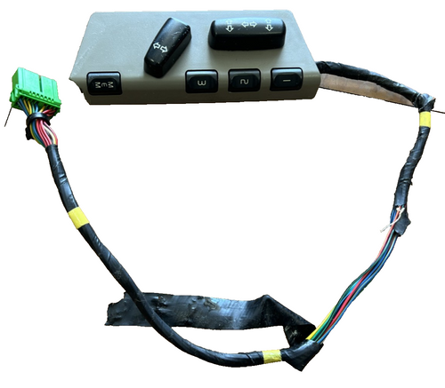 1999-2006 Volvo S80 Power Seat Control Switch Button Left Driver OEM 39980252
