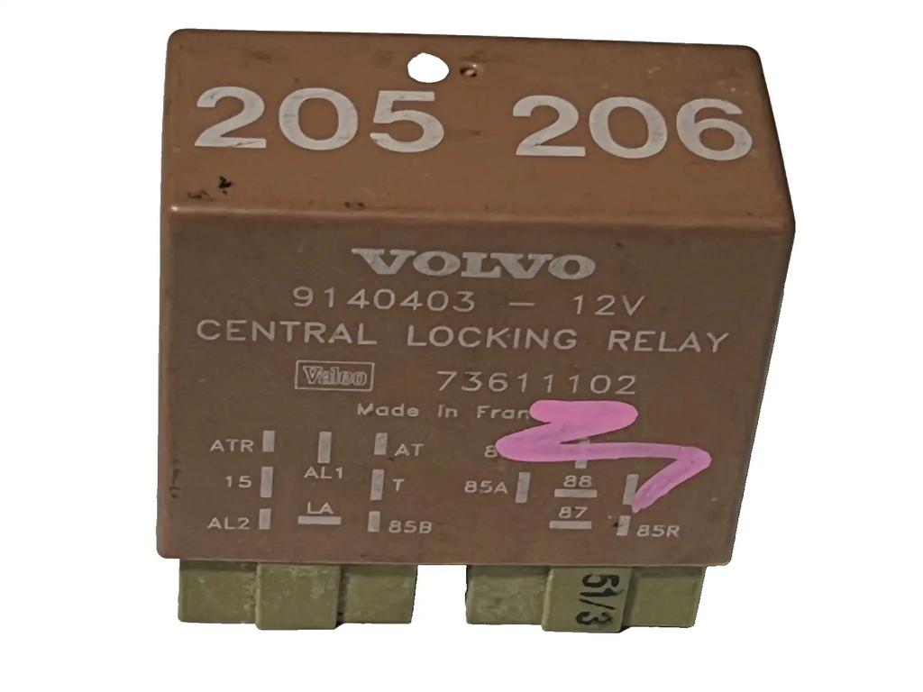 94 1994 Volvo 850 Central Locking Relay 12V OEM 9140403, 73611102 Brown by Volvo