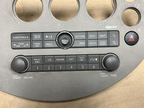 2004-2006 Nissan Quest Radio Stereo Control Bezel 28089 5Z016A 18608 GDPC62