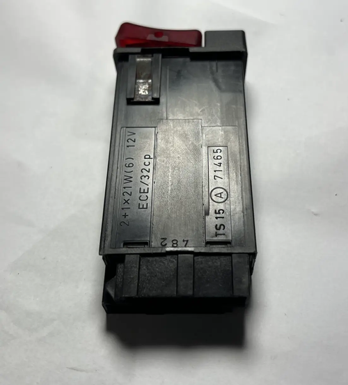 1993-1994 Volvo 850 Blinker Turn Light Hazard Flasher Switch OEM 6806356 by Volvo