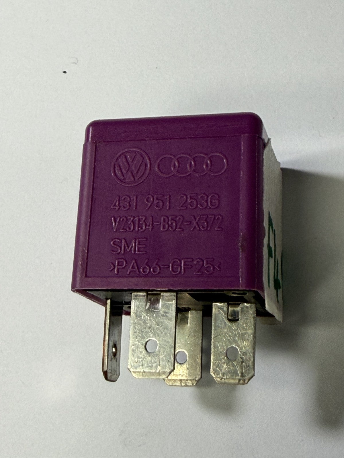 2003 2004 2005 Volkswagen Passat Starter Relay 431 951 253G, V23134 B52 X372