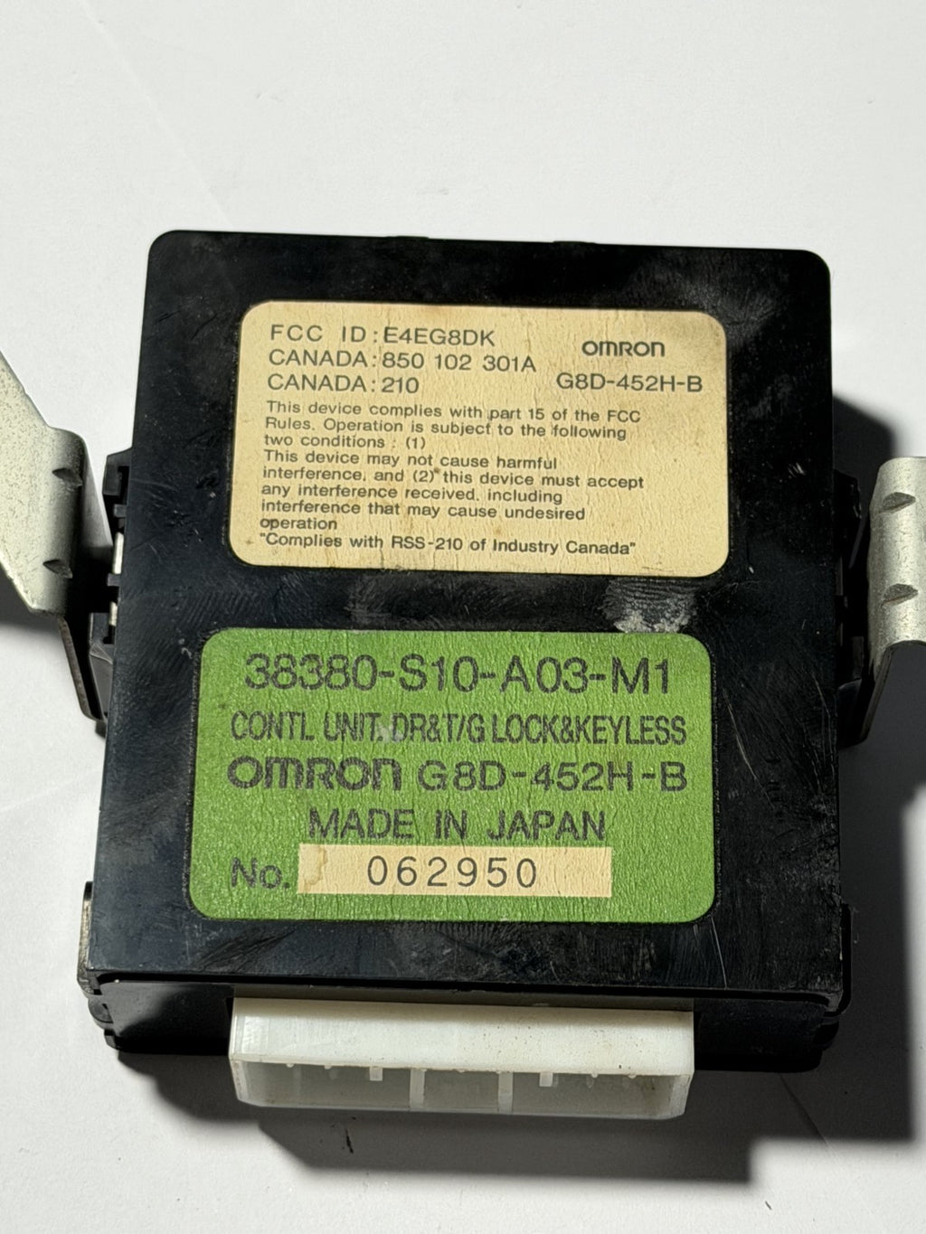 97 98 99 00 01 Honda CRV Door Control Keyless Entry Module 38380 S10 A03 M1