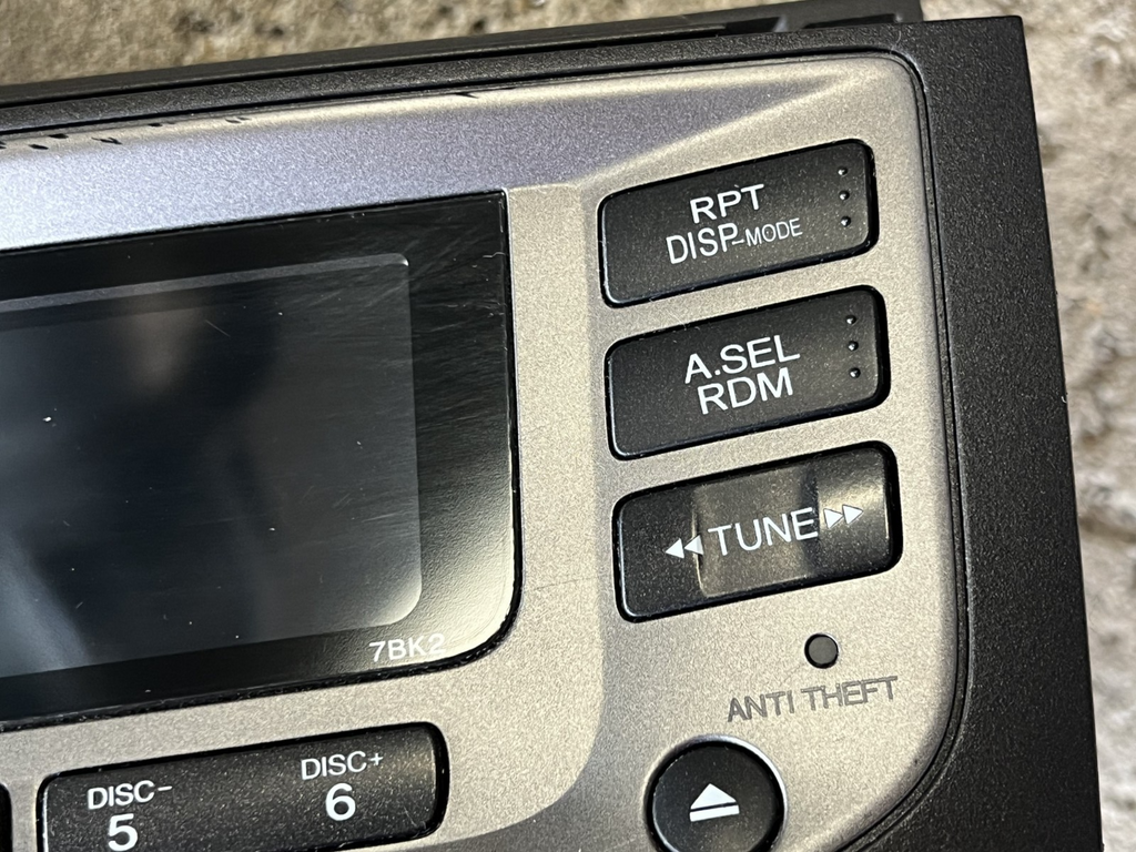 04-07 Honda Accord 6 CD Player Changer Radio Auto Climate Control 39175 SDA L