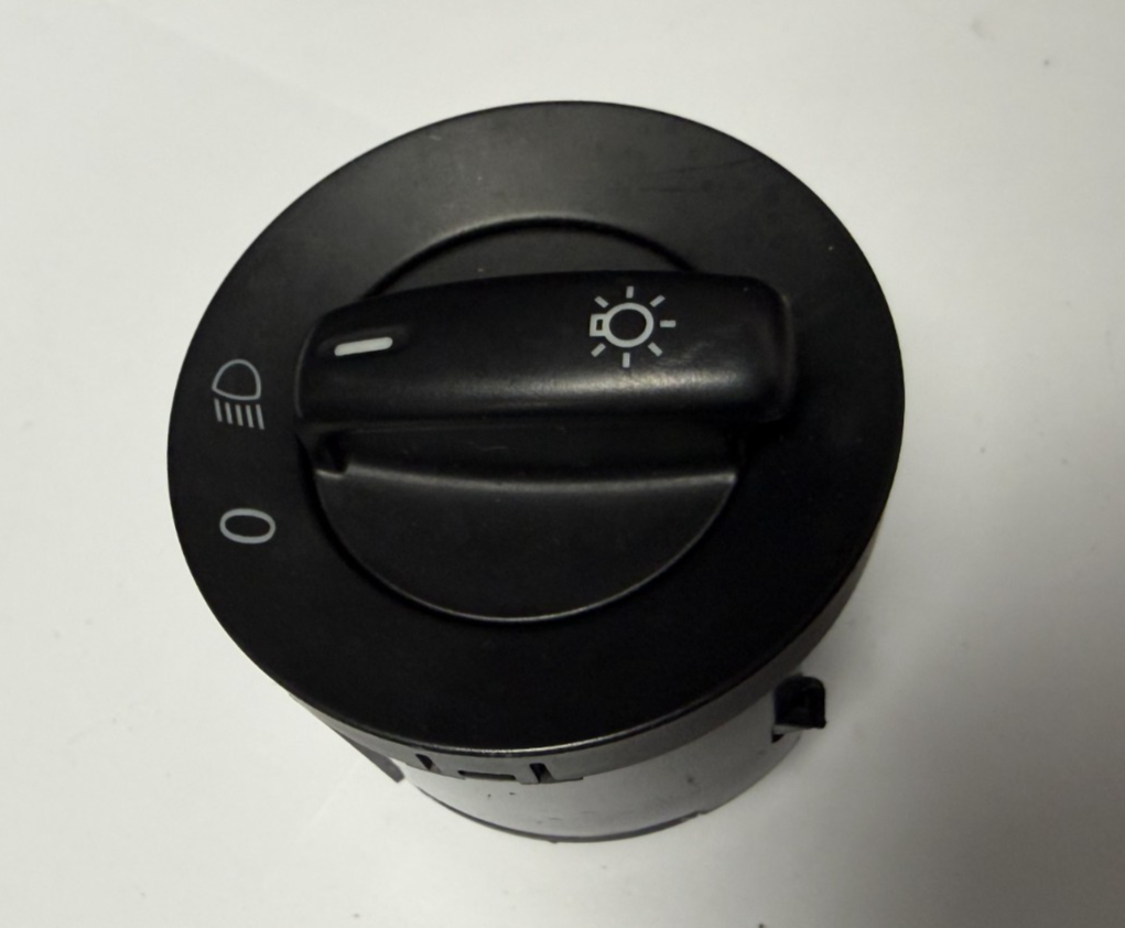 2006-2010 Volkswagen MK5 Jetta Head Light Headlight Lamp Switch 1K0 941 431 AK