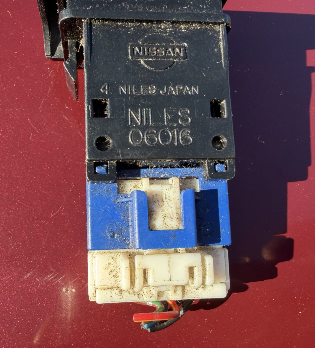 Rear Defog Defogger Defrost Switch 06016 fits 95 96 97 98 99 Nissan Maxima