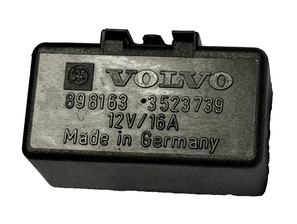 Volvo 740 760 780 940 Central Locking Relay 12V 16A 898163, 3523739 Black by Volvo