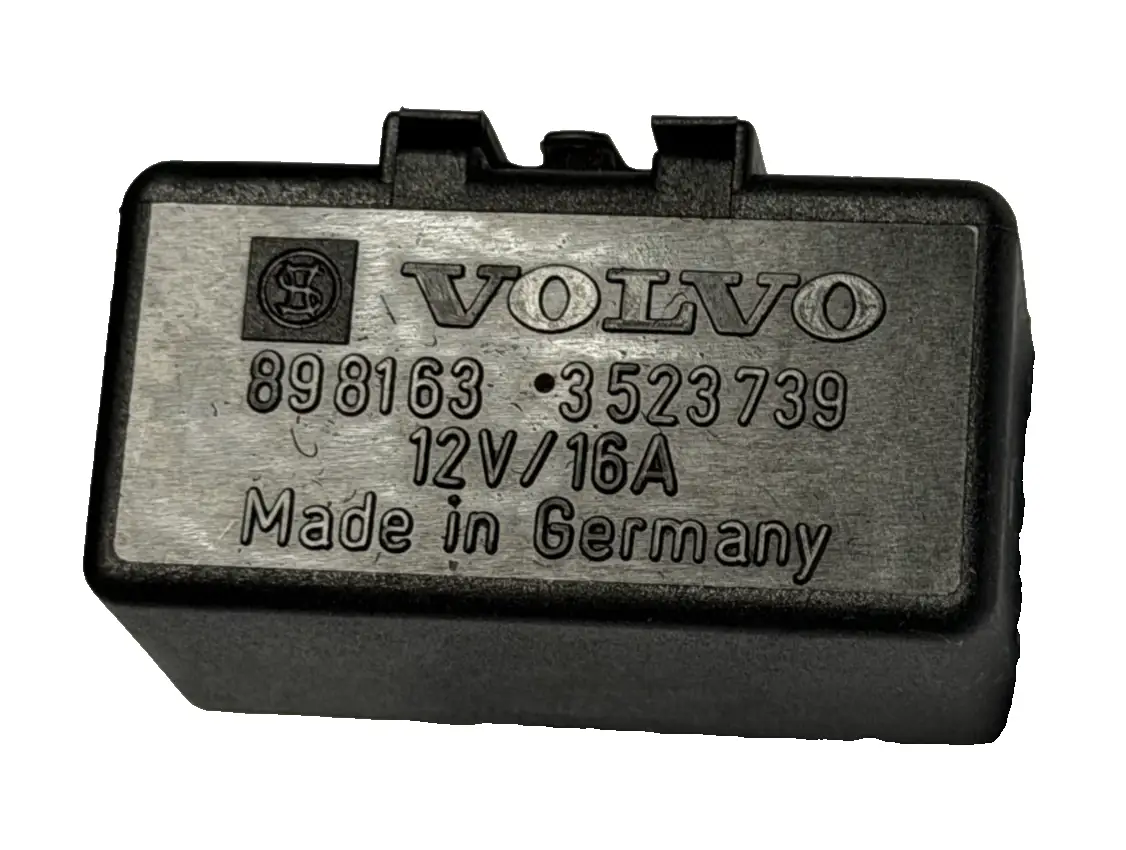 Volvo 740 760 780 940 Central Locking Relay 12V 16A 898163, 3523739 Black by Volvo