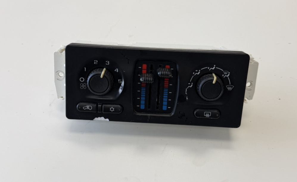AC Heater Climate Temperature Control 10395426 fits 03-09 Chevrolet Trailblazer