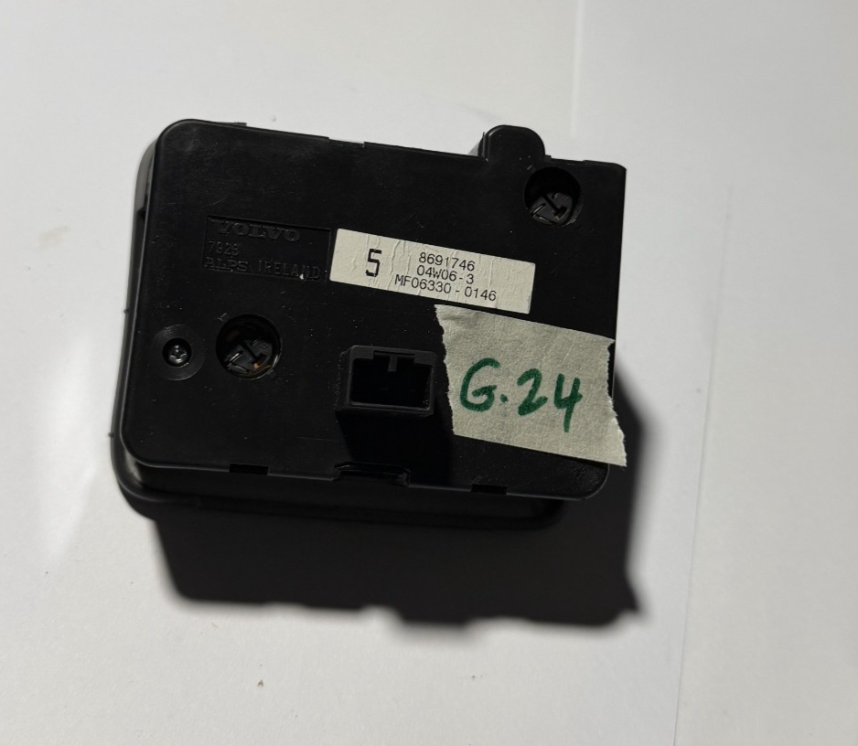 04 2004 Volvo S80 Headlight Head Lamp Control Switch 8691746, MF06330-0146