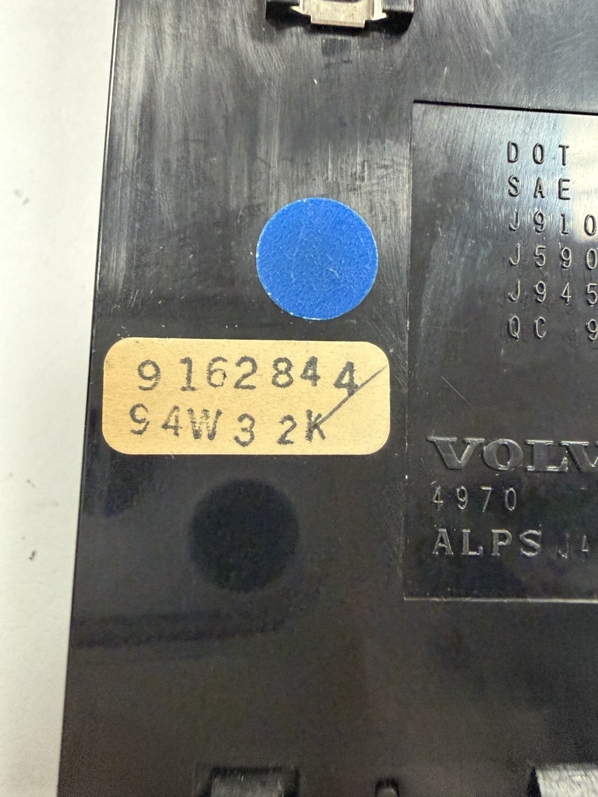 1995-1998 Volvo 850 R 960 S90 V90 Emergency Light Hazard Switch 9162844 Black