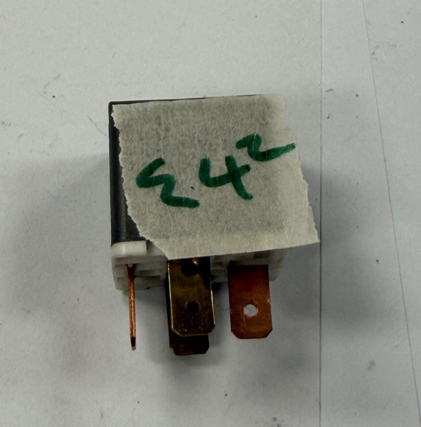 Multifunction Relay #53 141 951 253 B Gray for Audi Volkswagen