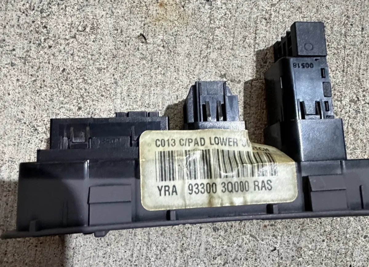 11-14 Hyundai Sonata Dash Light Dim Traction Control Switch Button 93300 3Q000 by Hyundai