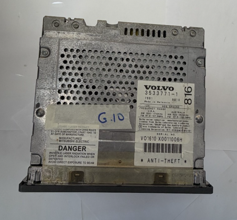 97 98 99 00 01 02 03 04 Volvo 850 S70 Radio Stereo CD Player 3533771 1