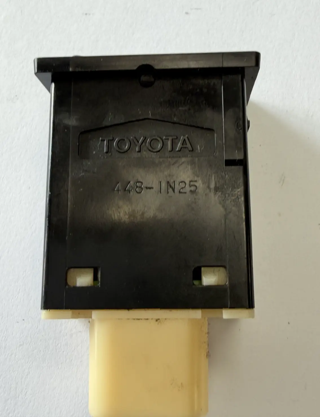 1999-2003 Lexus RX300 Right RH Heated Seat Lo Hi Switch 191016 Black by Toyota