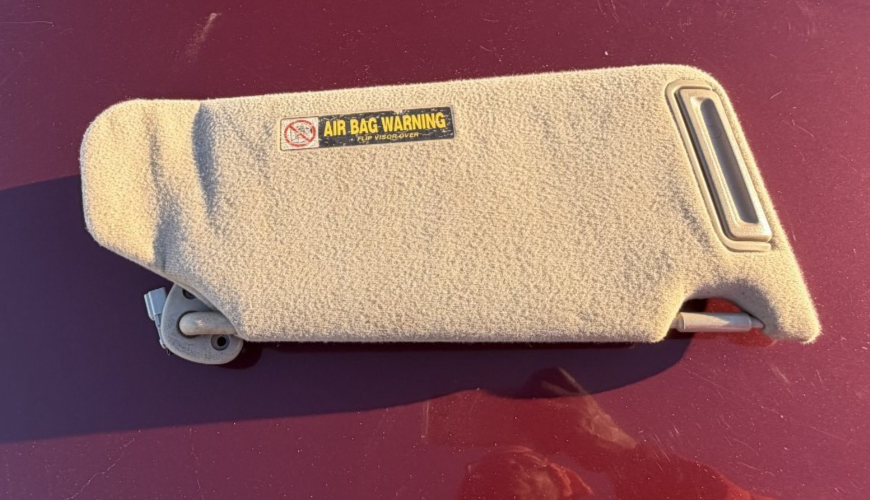 1998 1999 2000 2001 2002 Honda Accord Driver Left LH Side Sun Visor Beige