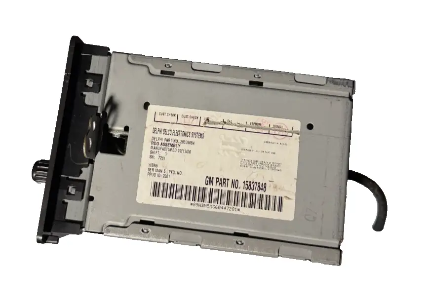 Radio AM FM Stereo MP3 CD Player Receiver 15837848 fits 05-12 Chevrolet Colorado by General Motors
