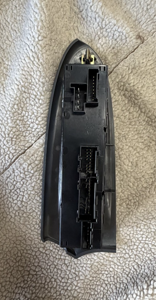 02-05 Chevrolet Trailblazer Master Power Window Switch Front LH Left 15180042