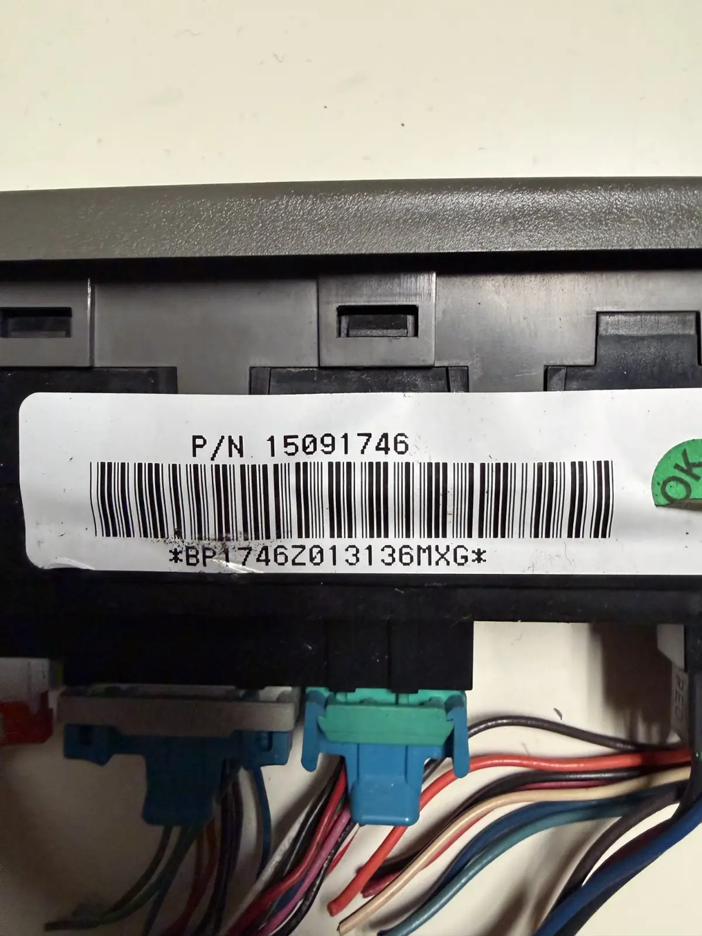 2002-2005 GMC Envoy Driver Left Side Power Master Window Switch 15091746 by General Motors