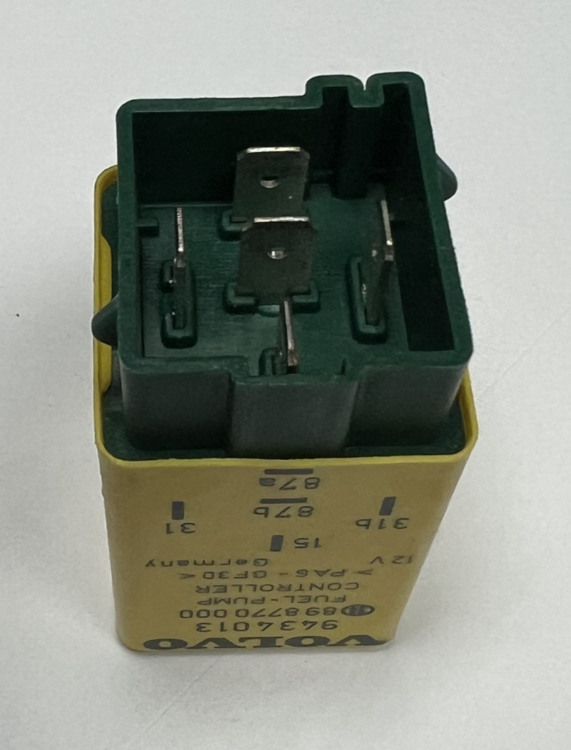 1993-1997 Volvo 850 Fuel Pump Control Relay Fuse OEM 9434013, 89 8770 000