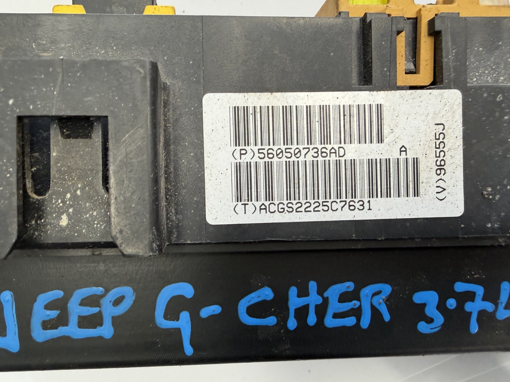 06 2006 Jeep Grand Cherokee 3.7L Fuse Box Relay Junction Block 56050736AD