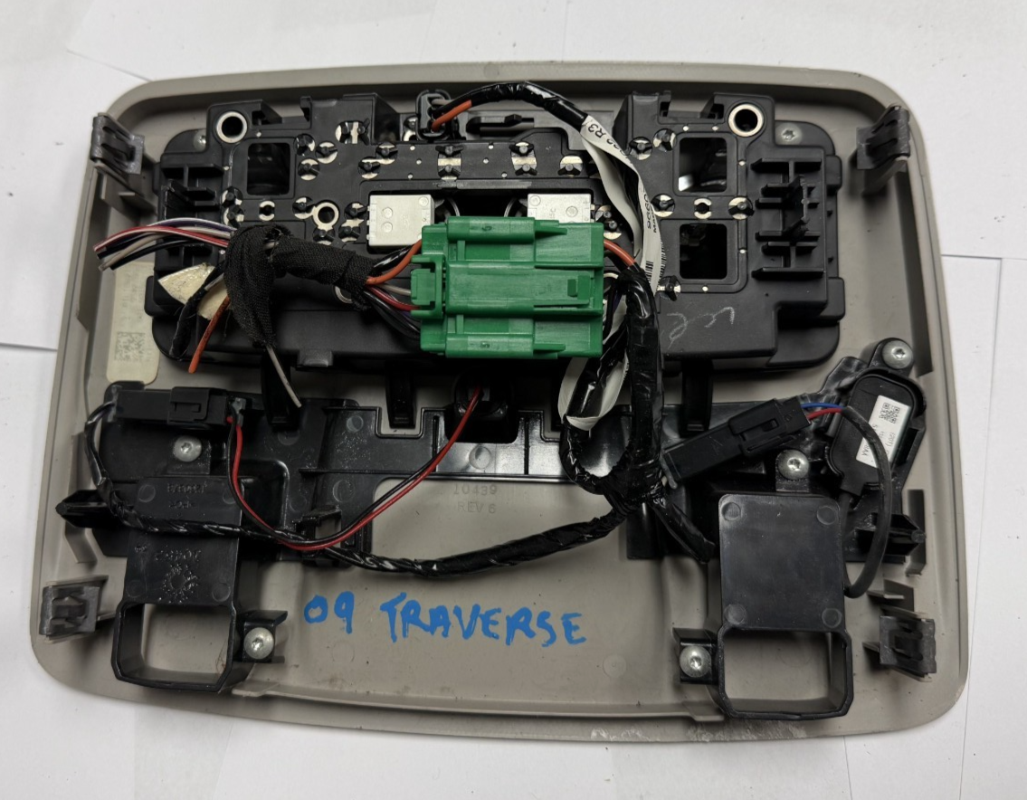 2009-2017 Chevrolet Chevy Traverse Overhead Console Dome Interior Light
